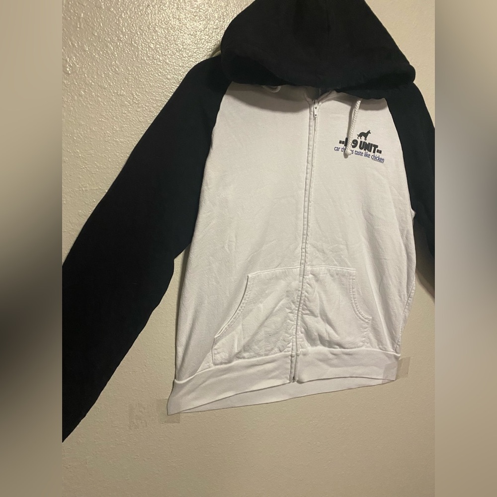 Bella K-9 Unit Black & White Full Zip Hoodie Graphic Sweatshirt Women’s Medium - Picture 5 of 5